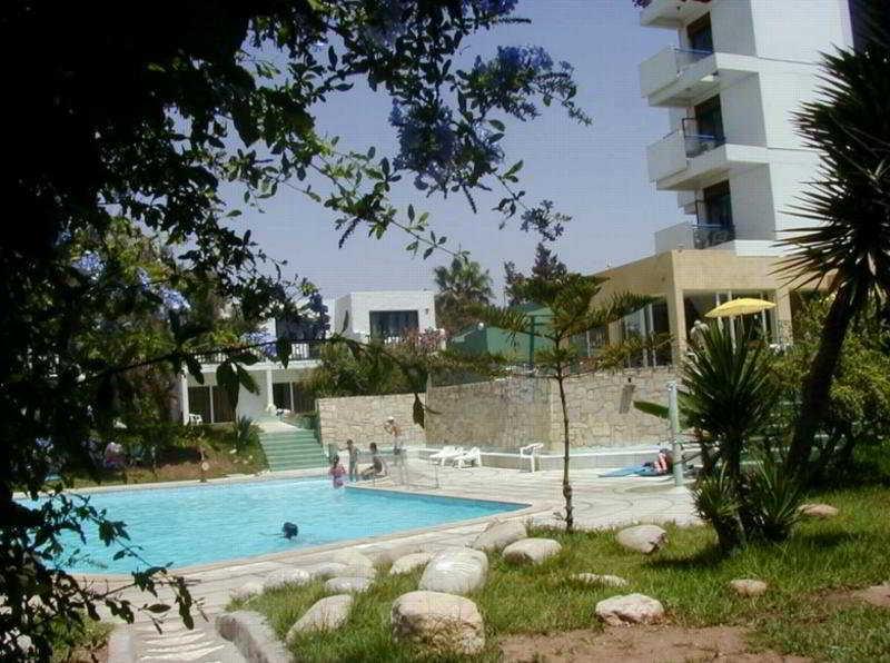 Royal Hotel Agadir Bagian luar foto