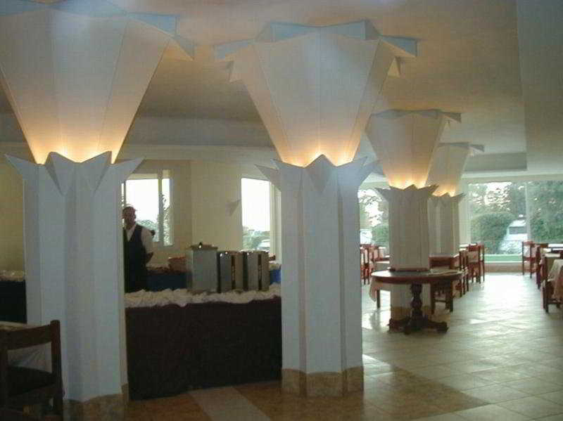 Royal Hotel Agadir Bagian luar foto