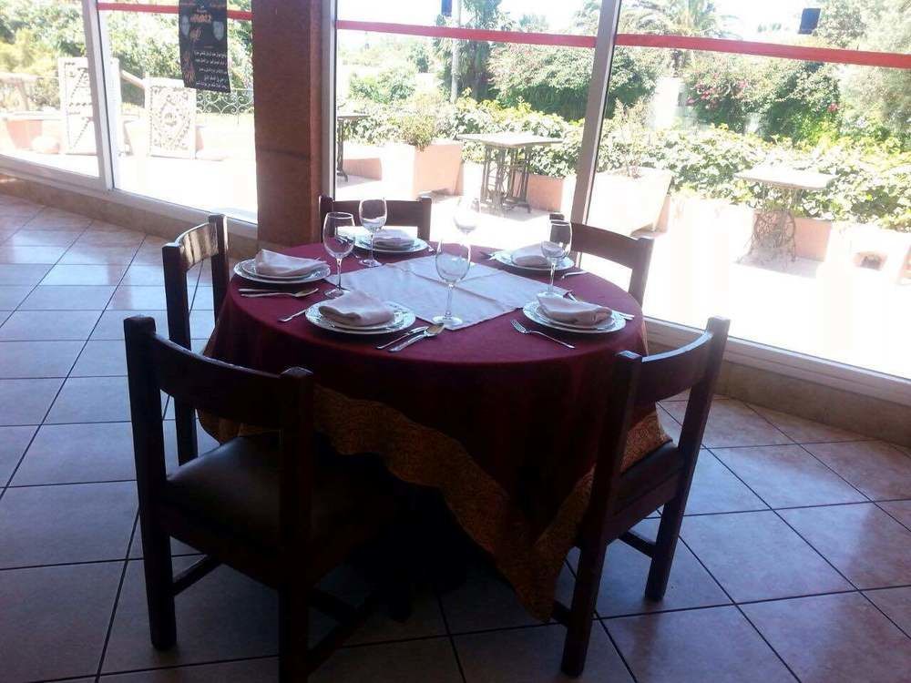 Royal Hotel Agadir Bagian luar foto